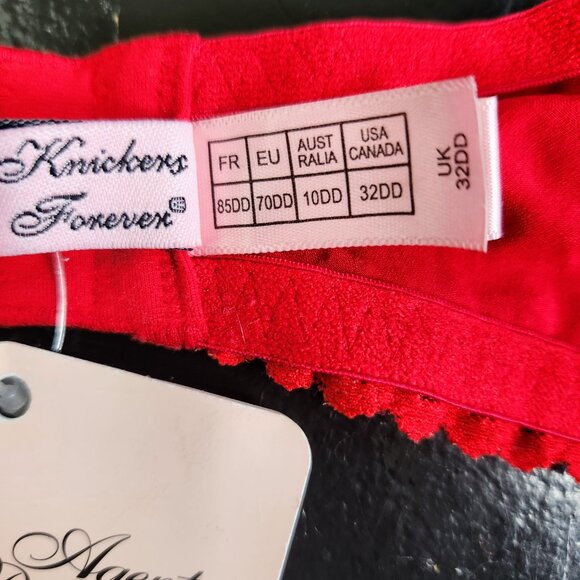 Agent Provocateur Tammi Bra Ouvert and Briefs Set in Red 32DD UK/Size 3 NWT - Picture 6 of 7